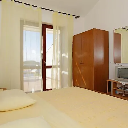 Lea Apartment