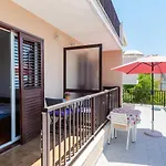 Apartment Lea