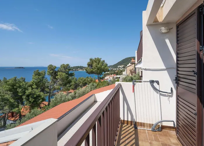 Διαμέρισμα Lea *