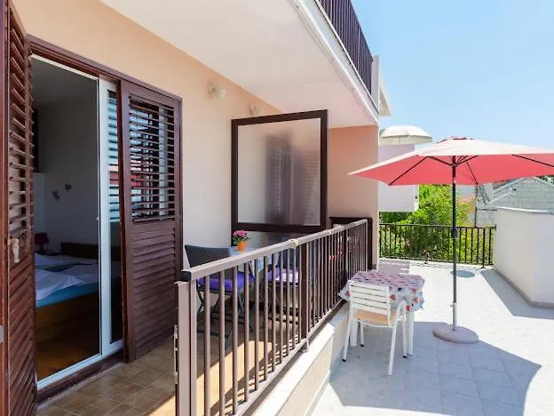 Διαμέρισμα Lea