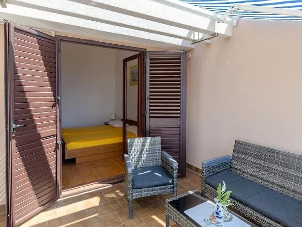 Διαμέρισμα Lea Prizba